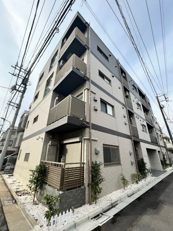 Lumierre Shinkamataの外観