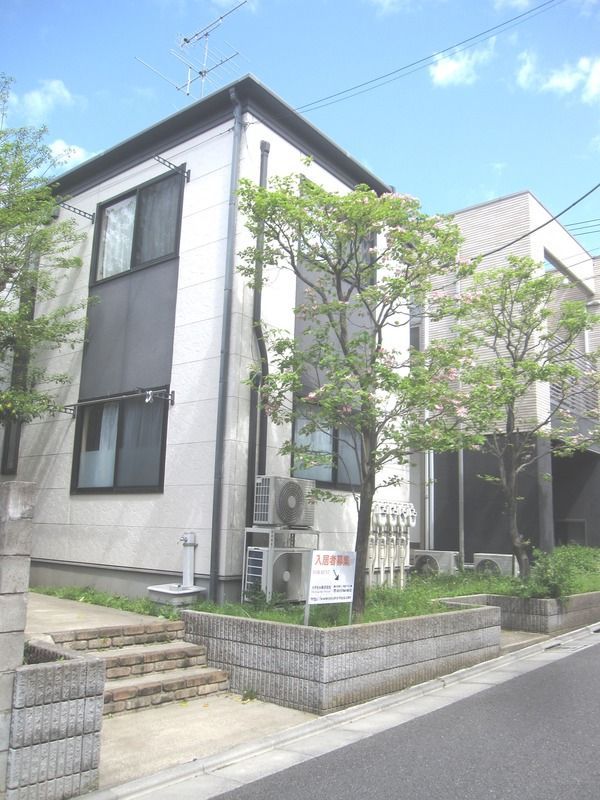ロッシュ経堂の外観
