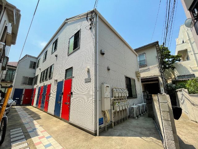 ポモドーロ三軒茶屋の外観