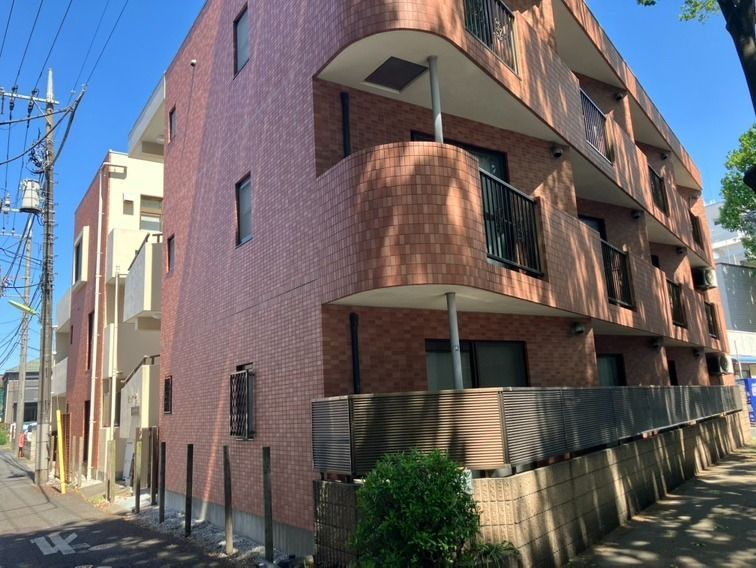 トワイライトの外観