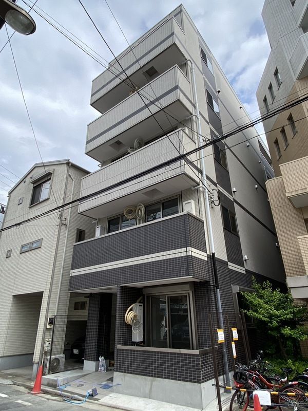 HIROAD大島の外観