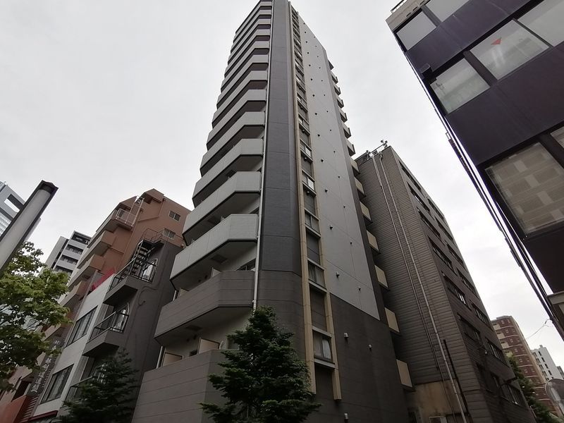 N’sコート139REX新橋の外観