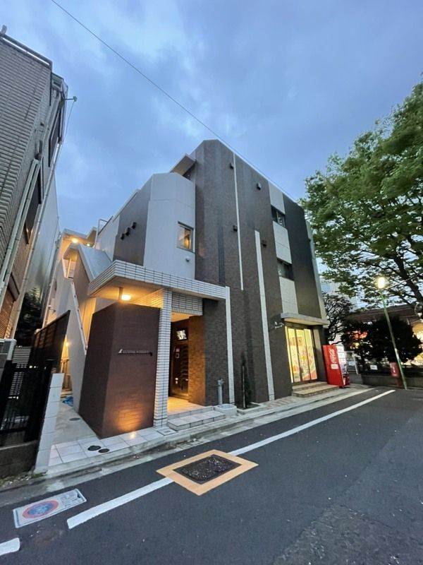 ルストーレ経堂の外観
