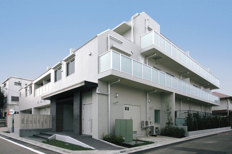 エスティメゾン都立大学の外観