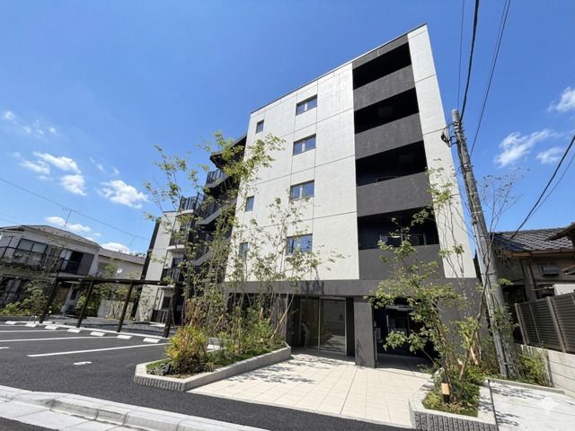 ロイジェント上板橋の外観