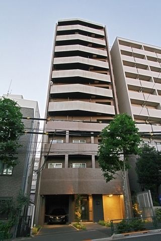 レジディア新中野の外観