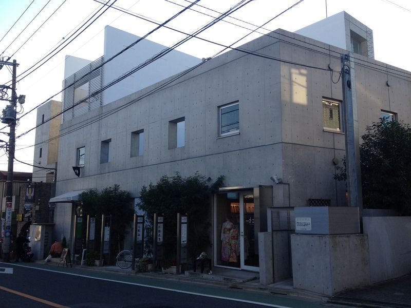 Colesso JIYUGAOKAの外観