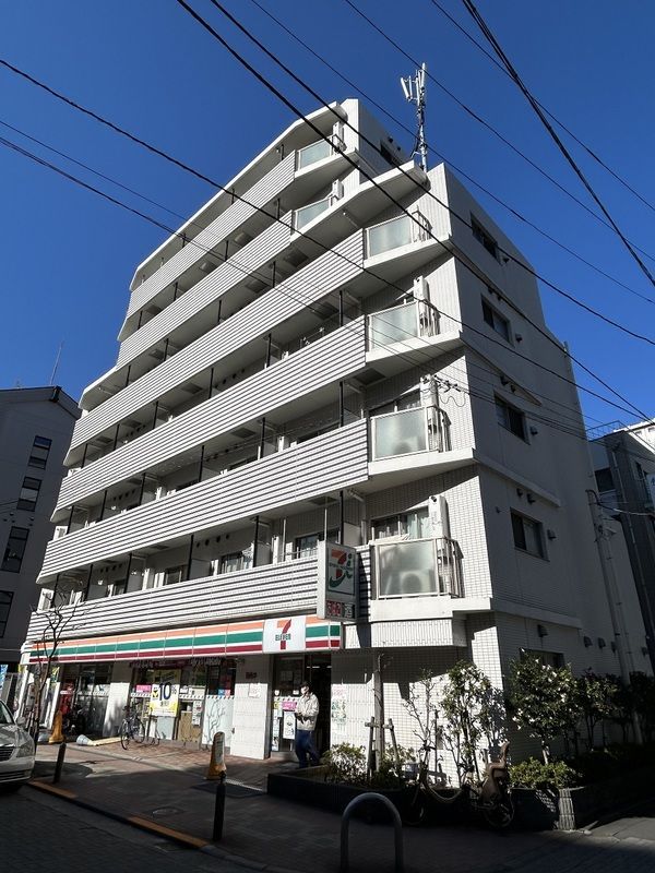 ドゥーエ東陽町の外観