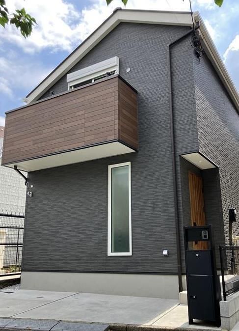 弥生町戸建の外観