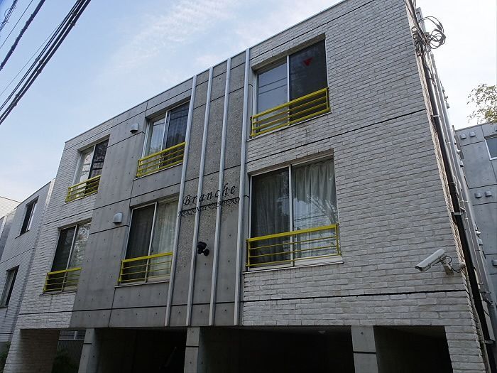 BRANCHE中野富士見町の外観