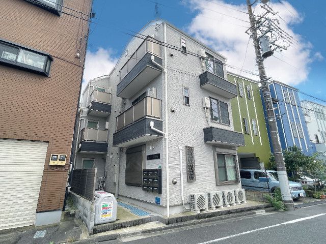 シャンテ篠崎の外観