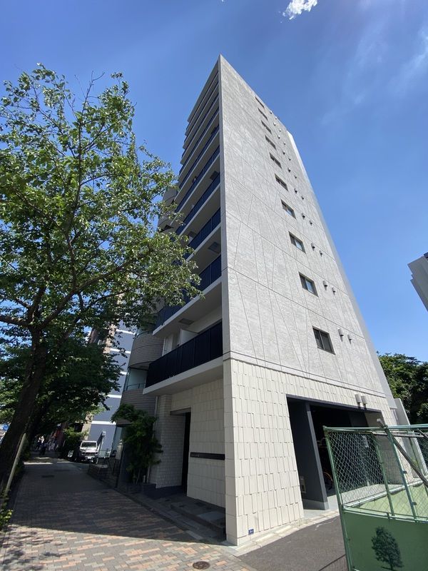クレストコート広尾の外観
