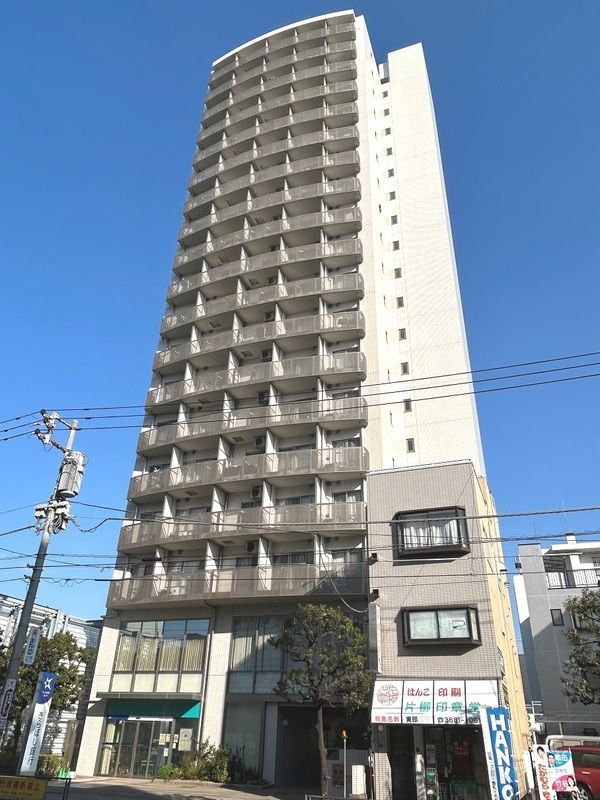 プライムアーバン西大島の外観
