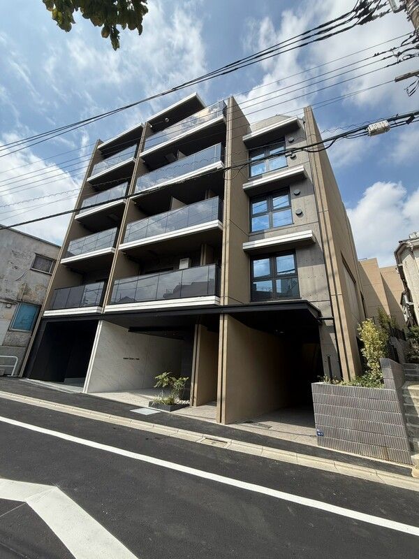 Garden Xavis不動前の外観