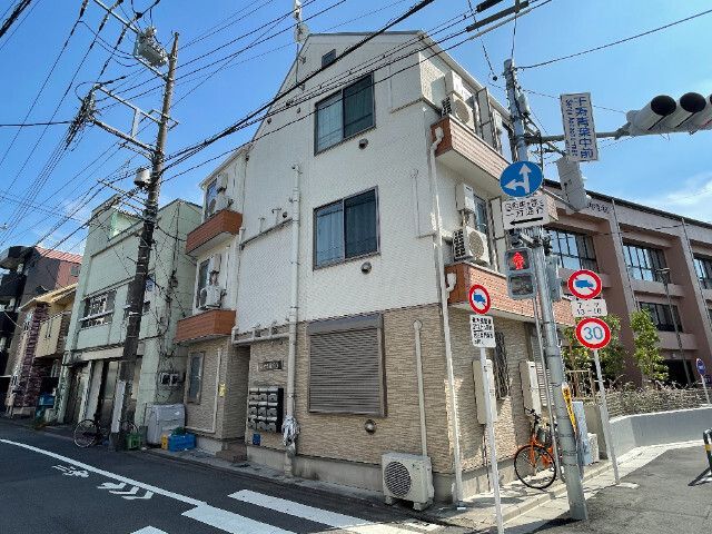 ステラ北千住の外観